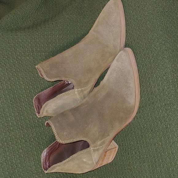 Steve Madden Shoes - Steve Madden Dextir ankle boots